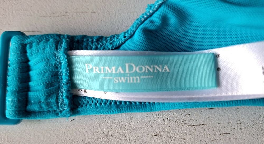 Prima Donna swim balcony  85H