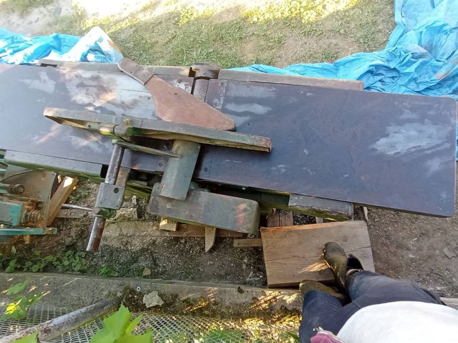 Фугувальний станок для дерева