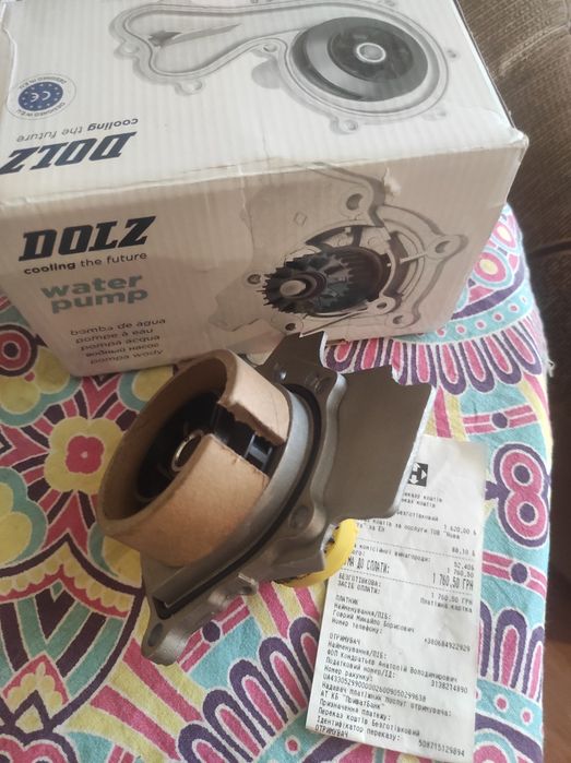 Продам водяну помпу
