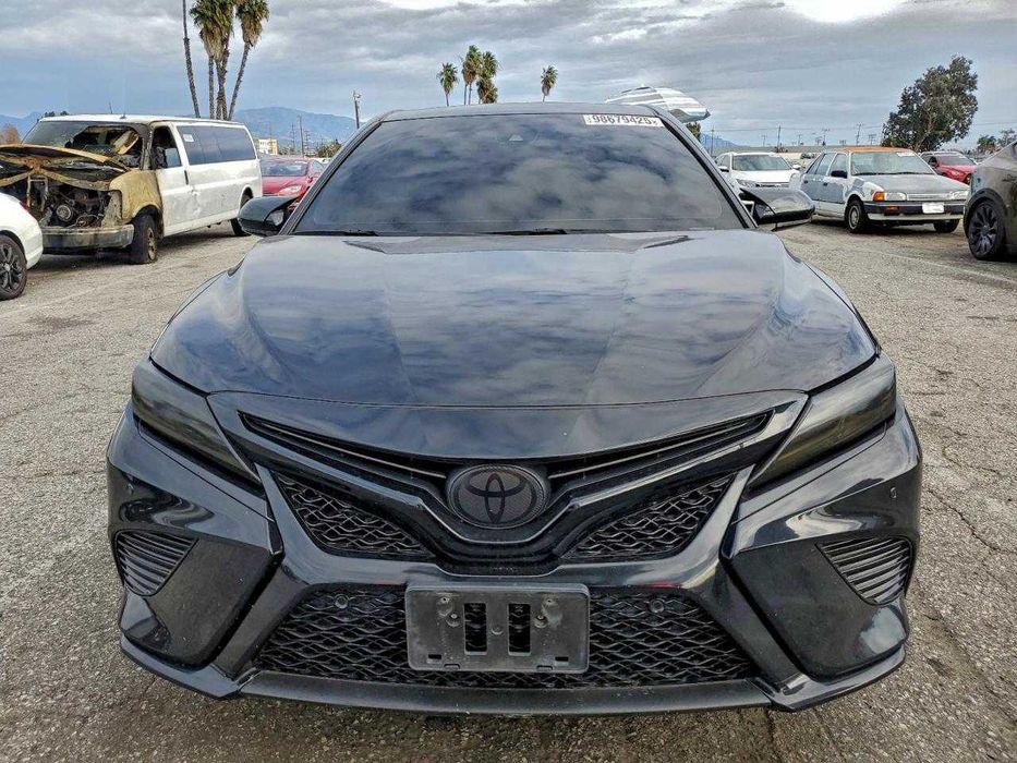 Toyota Camry XSE 2018 /