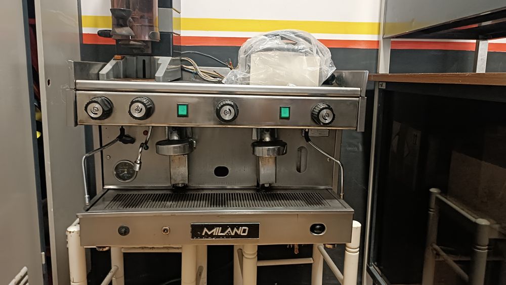 Máquina de café industrial