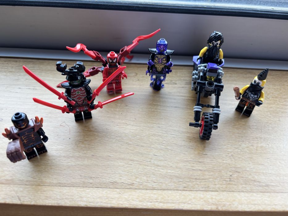 Lego - minifiguras raras