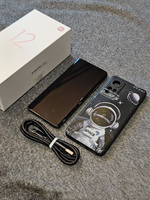 Smartphone smartfon Xiaomi 12X 8 / 128 Gb