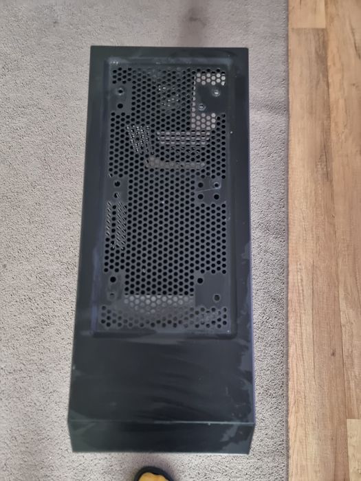 Obudowa corsair carbite 200r