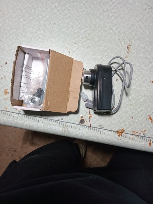 Продам опозицыонер для швейной машинки