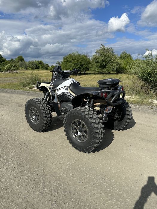 BRP Can-Am Renegade 1000R
