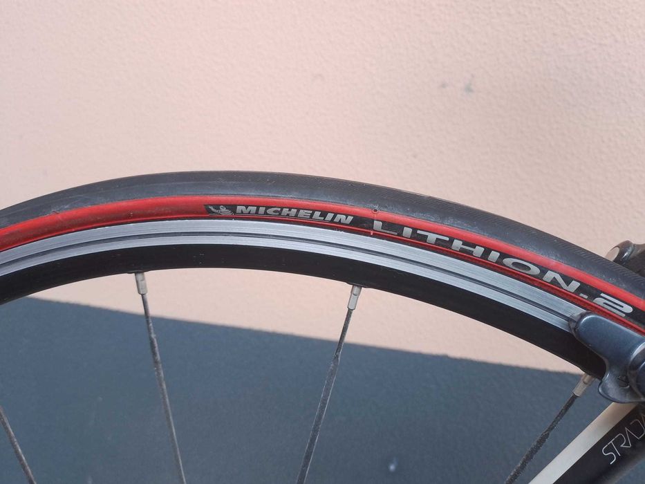 Estrada KTM Carbono