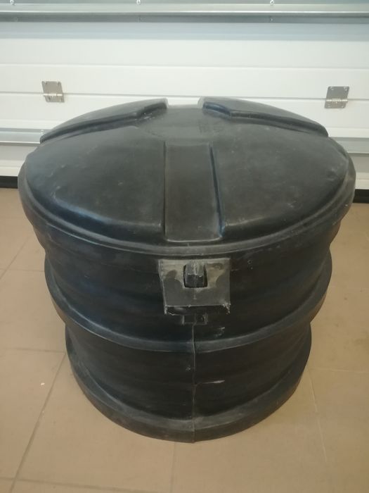 Nadbudowa, komin do zbiornika