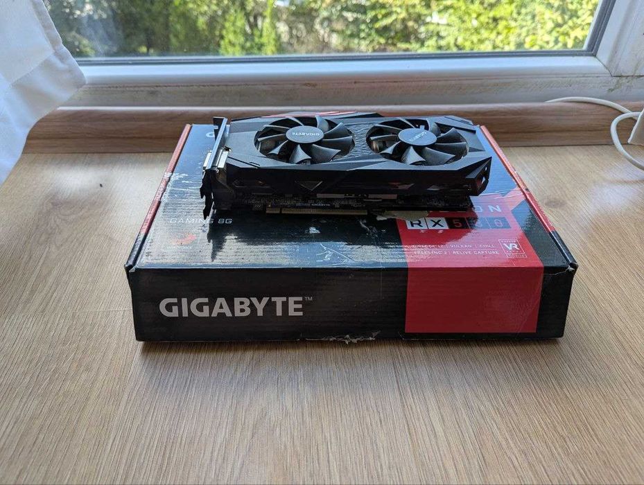 | Ігрова відеокарта Gigabyte RX 570 4GB |