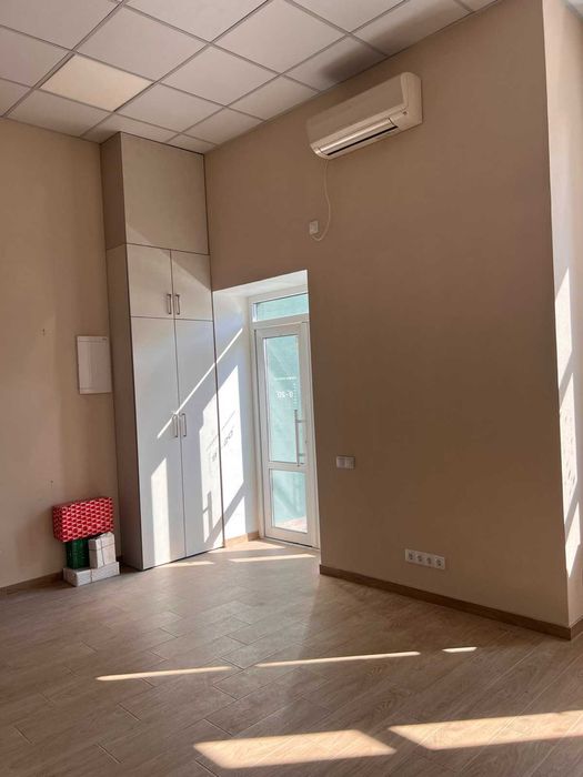 Оренда комерційного приміщення з ремонтом, центр Бучі, 37,м2