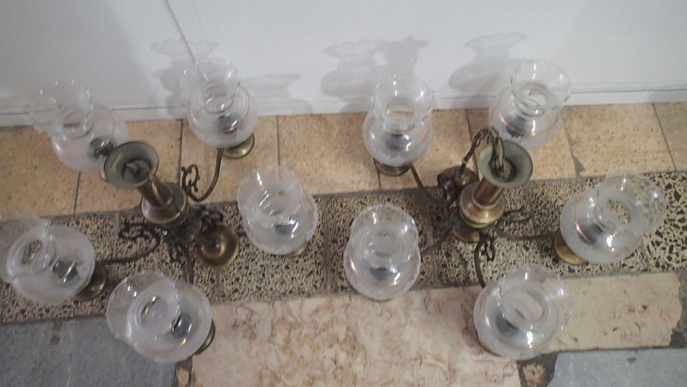 Par de candeeiros de sala antigos