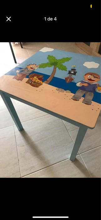 Mesa para criança