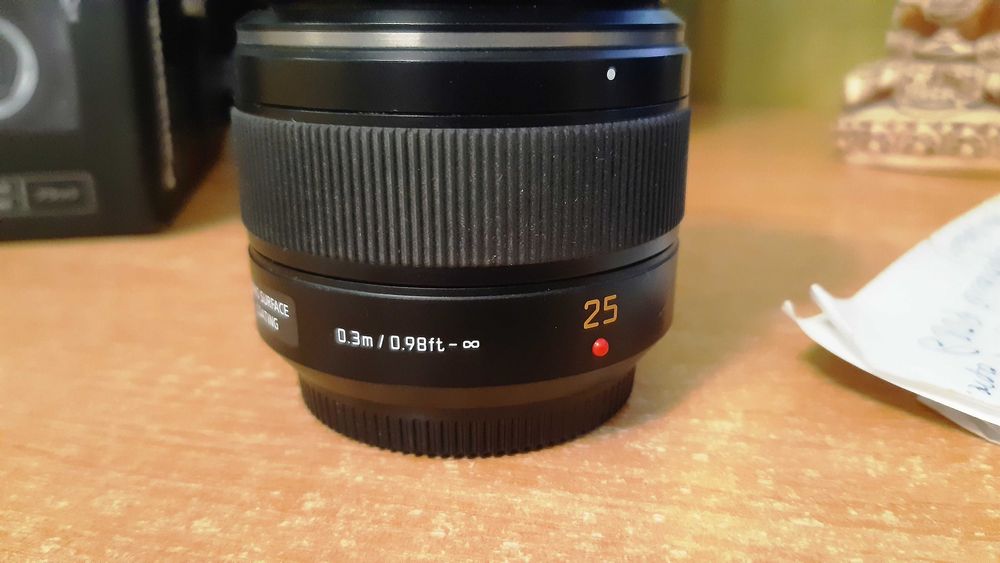 Объектив Panasonic Leica DG SUMMILUX 25mm f/1.4 ASPH micro 4/3
