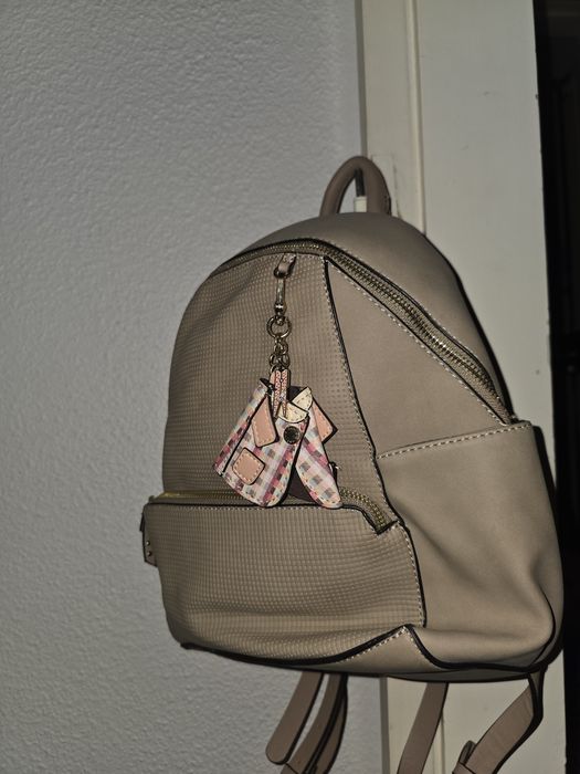 Mochila creme Parfois