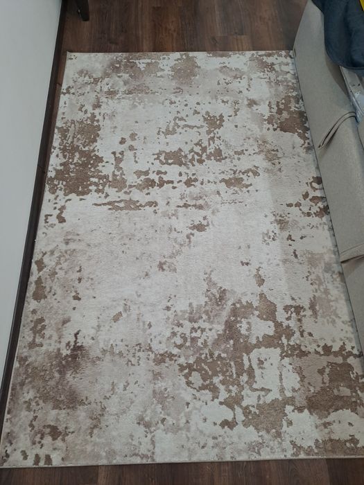Продам Килим 2х2