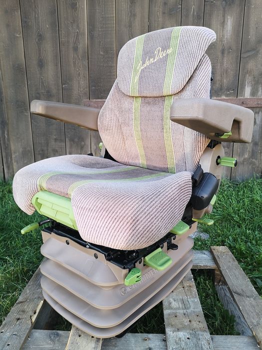 Siedzenie fotel pneumatyczny GRAMMER MSG95 John Deere 10 20 30 Premium