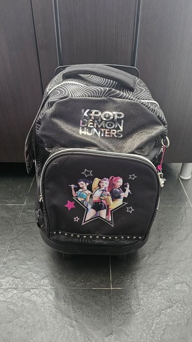 Mochila Trolley Huntrix