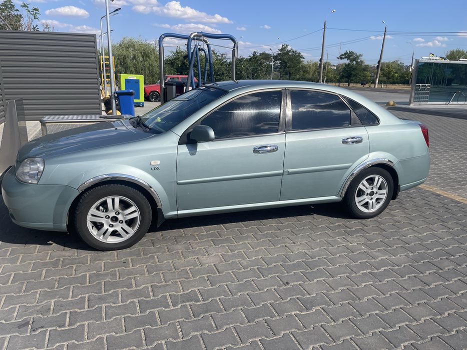 Шевроле лаччети 1.8 автомат
