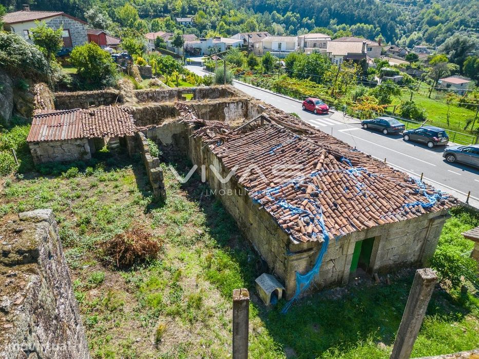 Moradia para Restaurar T0 Venda em Chorense e Monte,Terras de Bouro