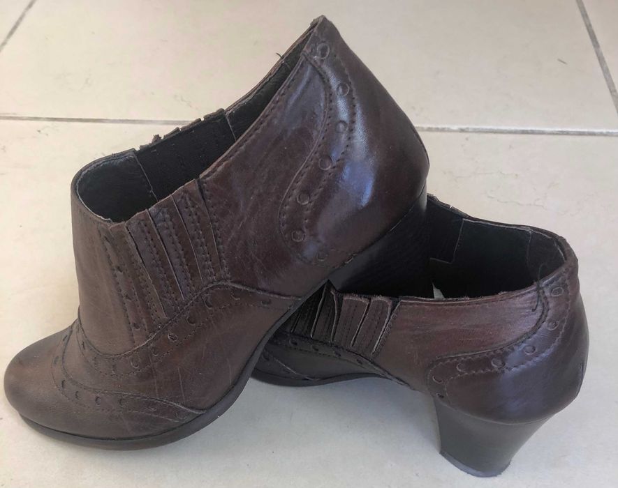 Sapato senhora (pele)