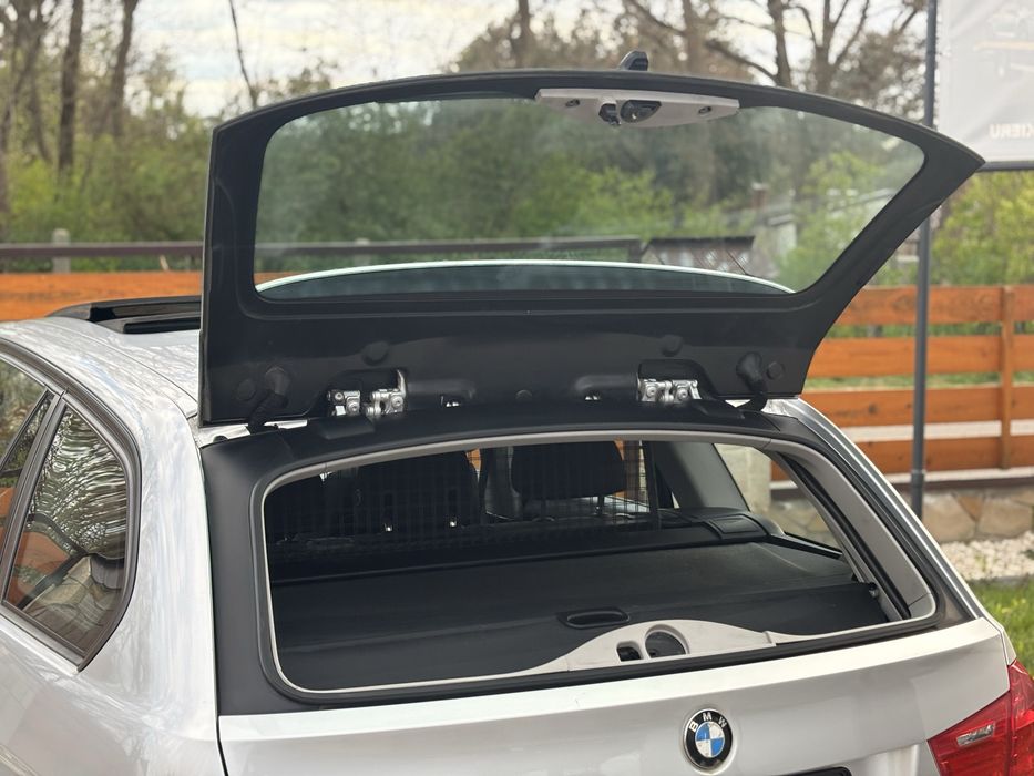 | Bmw E91 | 320D 177KM LIFT | Navi | Panorama | PDC | Tempomat |