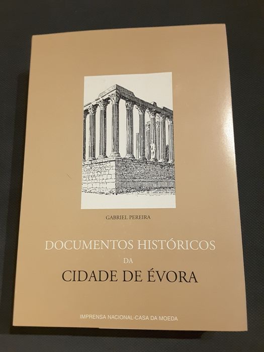 Historical Documents of Évora / Biography of Lisbon64575241051139120