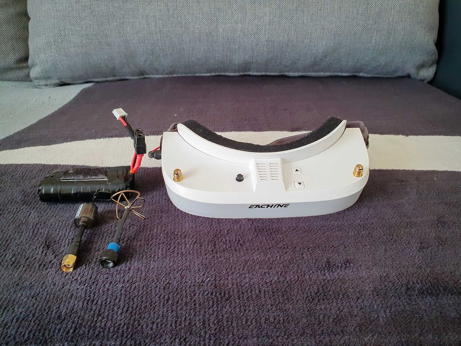 Gogle FPV Eachine EV100