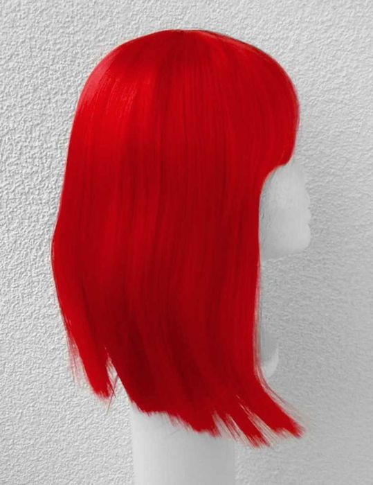 Czerwona krótka bob peruka z prostą grzywką cosplay czerwony wig
