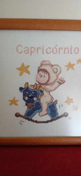 Quadro bordado a ponto cruz