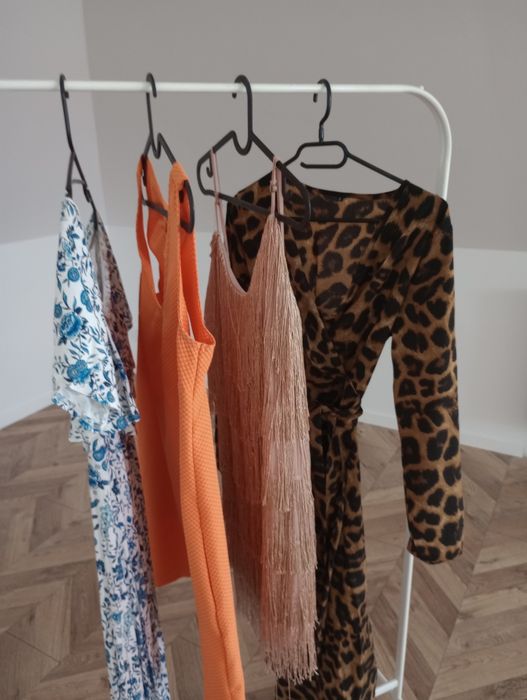 Sukienki wieczorowe, letnie