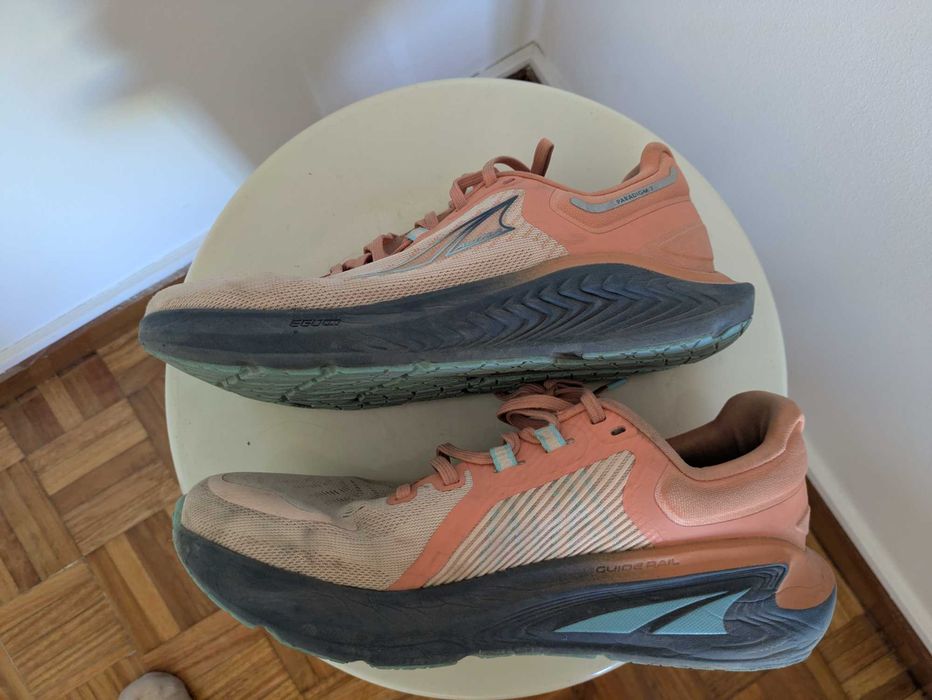 Altra Paradigm – sapatilhas de corrida – tamanho 39