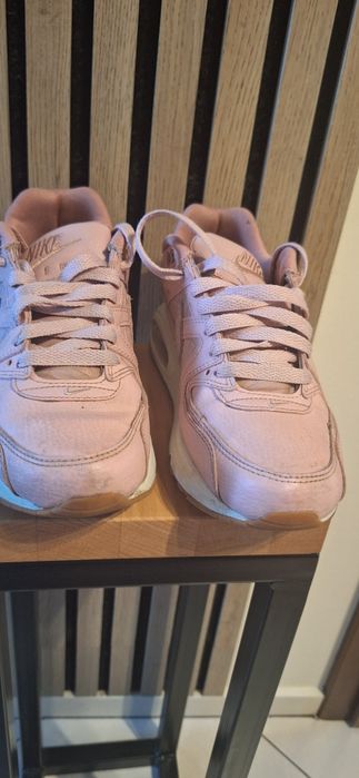 Adidasy nike Air max różowe dla dziewczynki roz 38