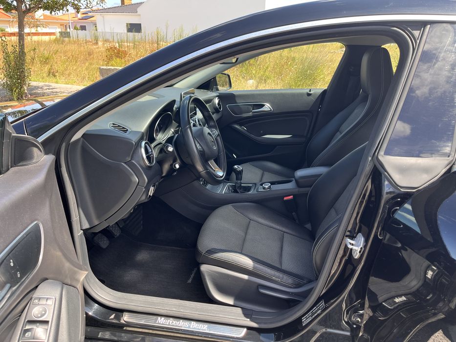 Mercedes Benz CLA 180d