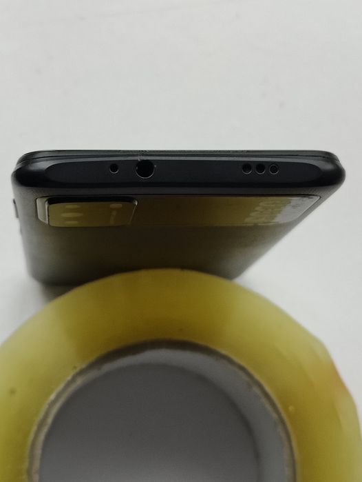 Poco M3 6,53" 4/128GB 8 ядер, Android 10, 6000 мАг