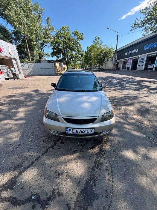 Продам мазда 323