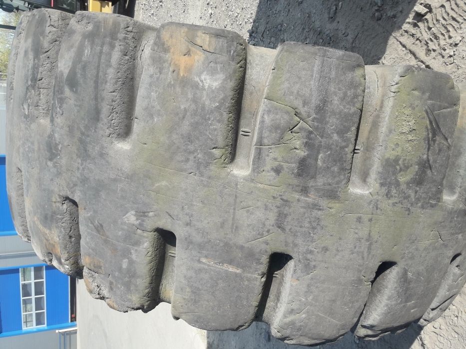 26.5-25 całe koło ładowarka zalana silikonem