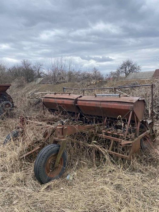 Продам селку сз 3,6 ест 2 штуки  серхозтехника