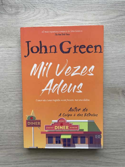 Mil Vezes Adeus / Turtles All the Way Down - John Green