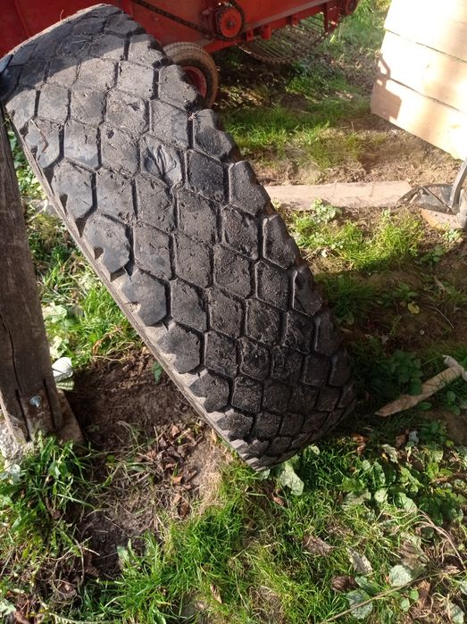 Продам колесо МАЗ на запаску