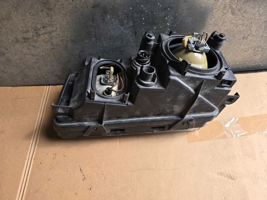 lampa przód BMW E36 Yellow Bosch soczewka