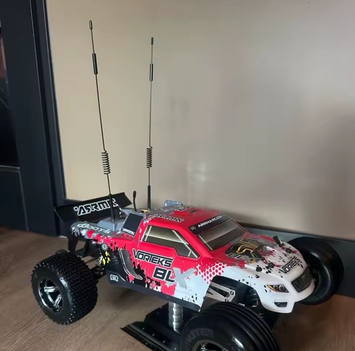 Antena 300mm do modelu zdanie sterowanego rc TRX SCX AMEWI TAMIYA