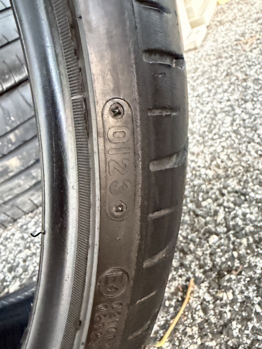 Pneus 225/30/20 o par