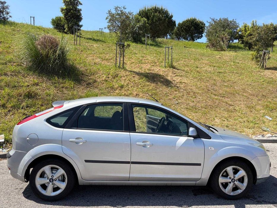 Vendo Ford Focus 2005 1.6cc, 109cv