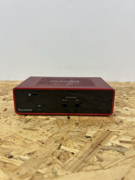 Interface Focusrite Scarlett Solo - Home Studio