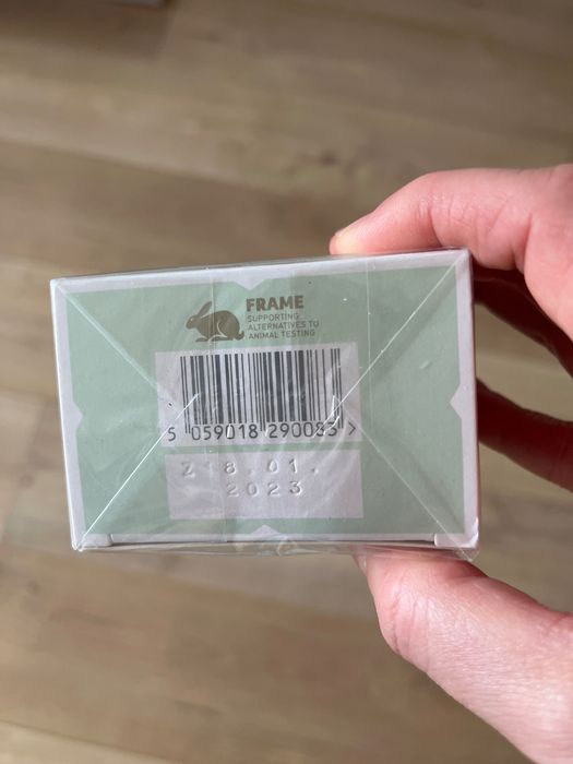 Woda perfumowana  Avon Eve Truth