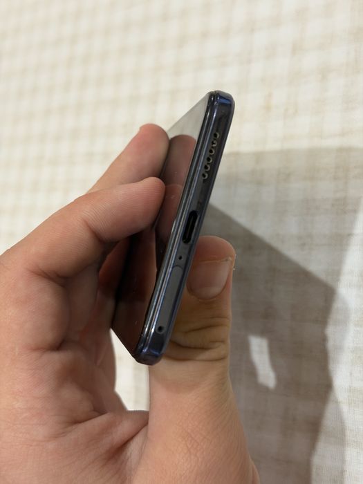 Vivo v21 5G 2 сім карти