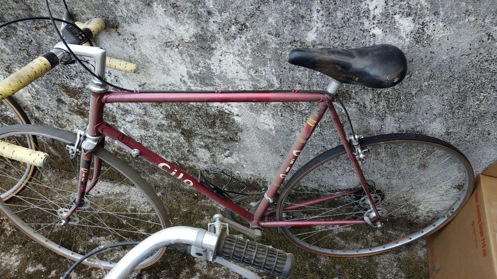 Conjunto de 20 bicicletas antigas (preço total)