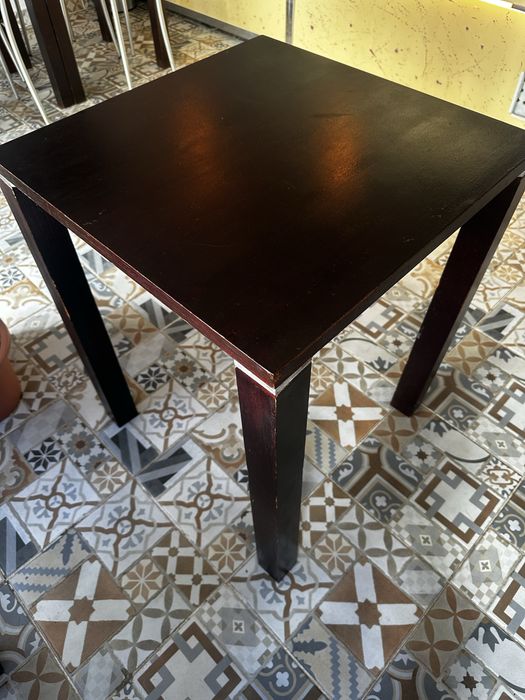Mesas e cadeiras de café/restaurante