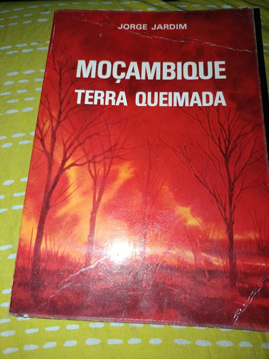 Livros usados - títulos e autores diversos