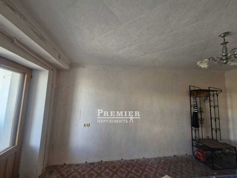 У продажу кімната у комунальній квартирі